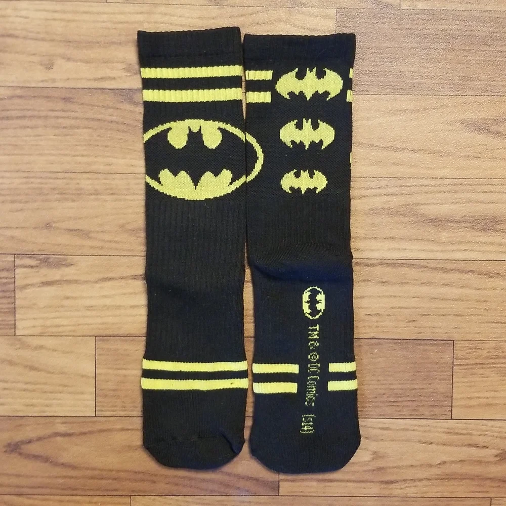 ๐ฆ Batman socks!๐ฆ - Picture 1 of 1